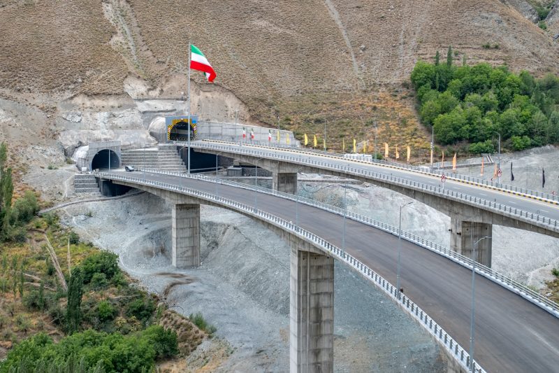 استقرار یک واحد آزمایشگاه مکانیک خاک و مقاومت مصالح در قطعه C منطقه ۲ آزادراه تهران – شمال