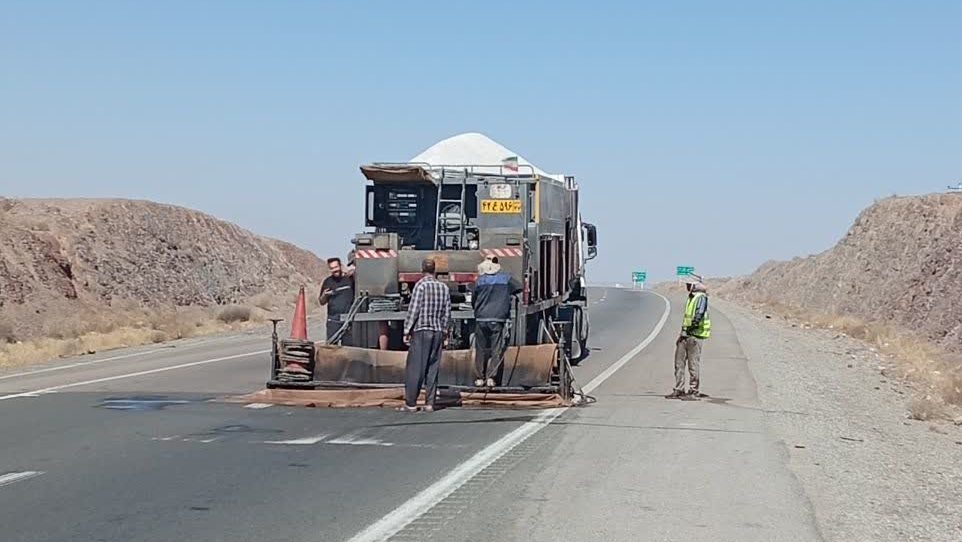 روکش آسفالت حفاظتی اسلاری سیل در حوزه شهرستان میامی