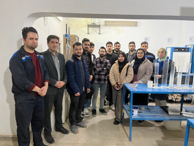 گامی در پیوند صنعت و دانشگاه؛ بازدید علمی دانشجویان دانشگاه علوم کشاورزی و منابع طبیعی گرگان از آزمایشگاه مرکزی شرکت مهندسین مشاور شالوده خاک